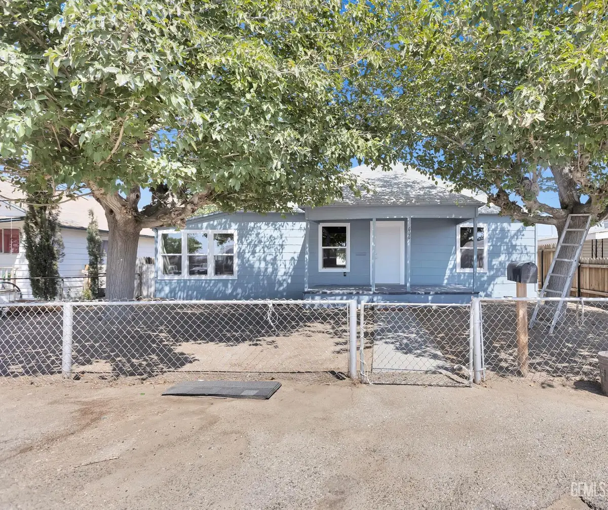 606 BUCHANAN STREET, Taft, CA 93268 - Image #1