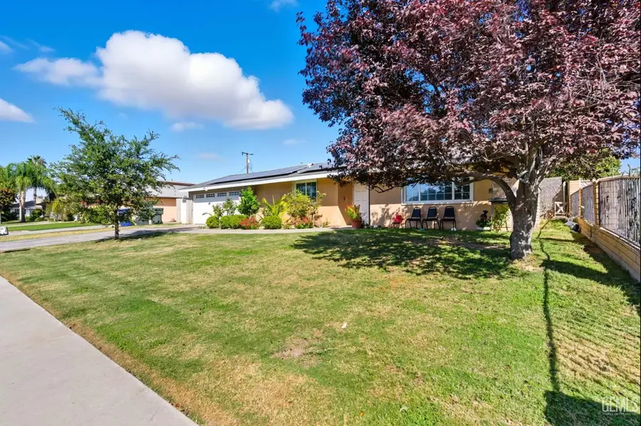 4508 AXMINSTER STREET, Bakersfield, CA 93307 - Image #3