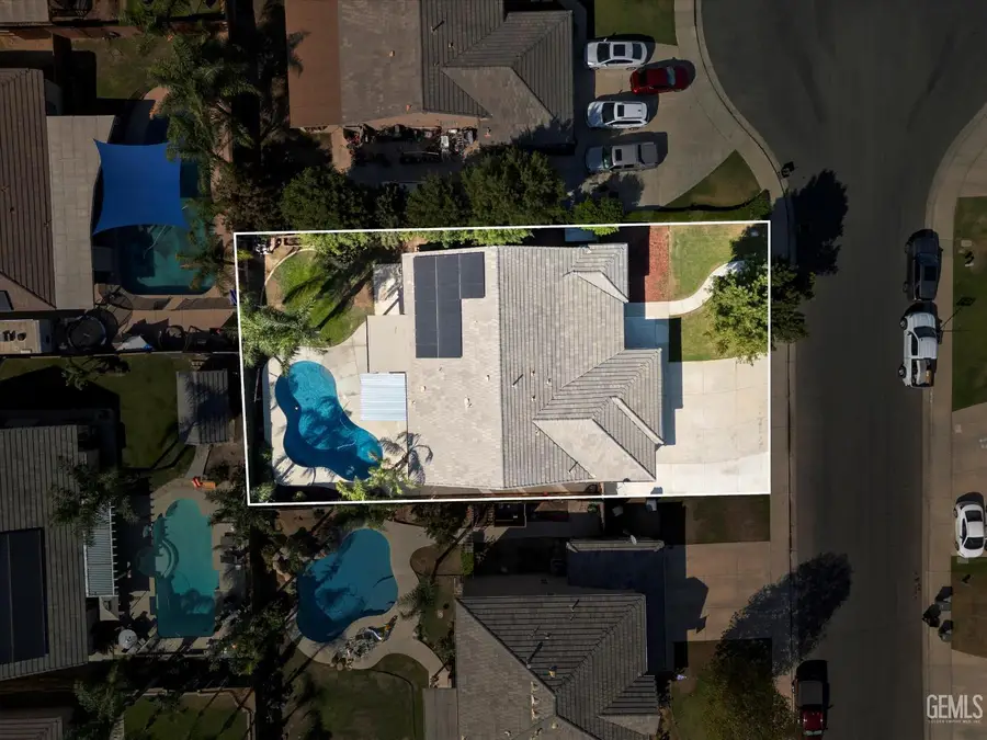 11603 BOCELLI AVENUE, Bakersfield, CA 93312 - Image #3