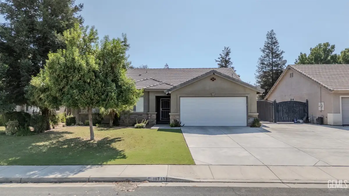 11713 DARLINGTON AVENUE, Bakersfield, CA 93312 - Image #1