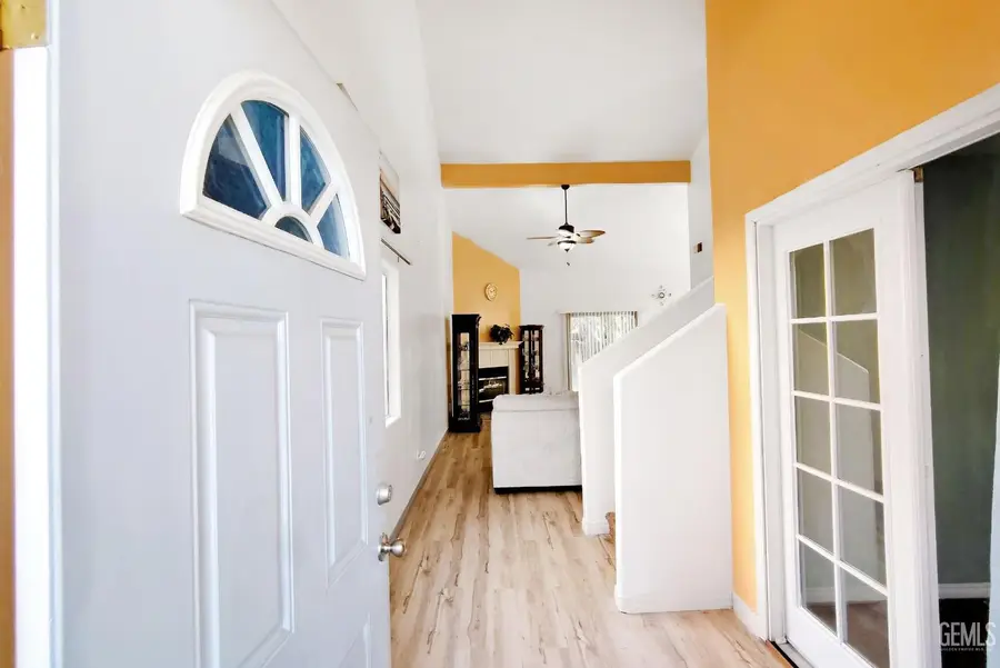 5213 SAN MARTIN DRIVE, Bakersfield, CA 93307 - Image #2