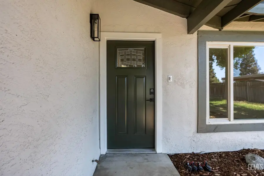 707 ACACIA AVENUE, Bakersfield, CA 93305 - Image #3