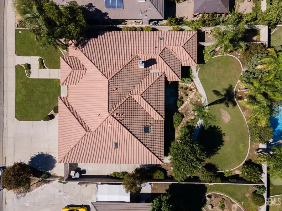 13300 COCO PALM COURT, Bakersfield, CA 93314 - Image #2