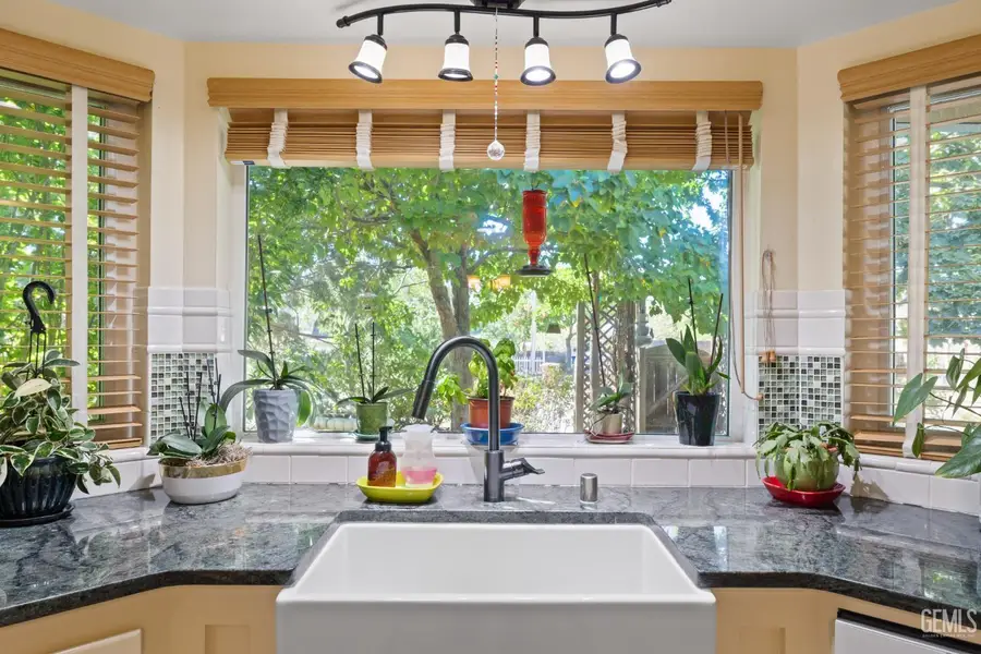 22001 LILAC STREET, Tehachapi, CA 93561 - Image #3