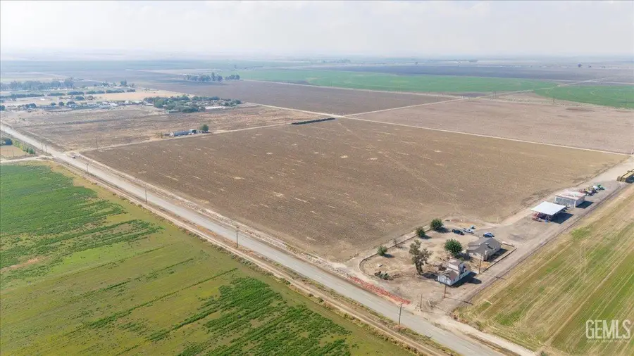 20904 ADOBE ROAD, Bakersfield, CA 93307 - Image #3