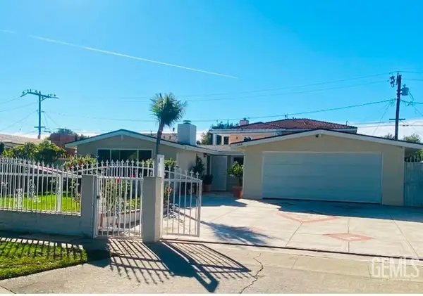 1308 CEDAR STREET, Santa Ana, CA 92707