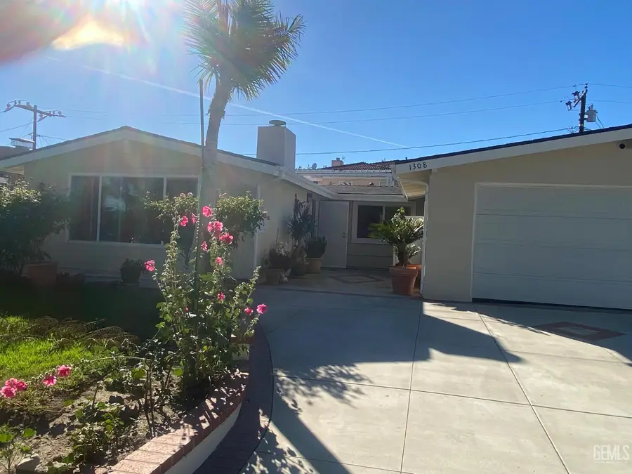 1308 CEDAR STREET, Santa Ana, CA 92707 - #2