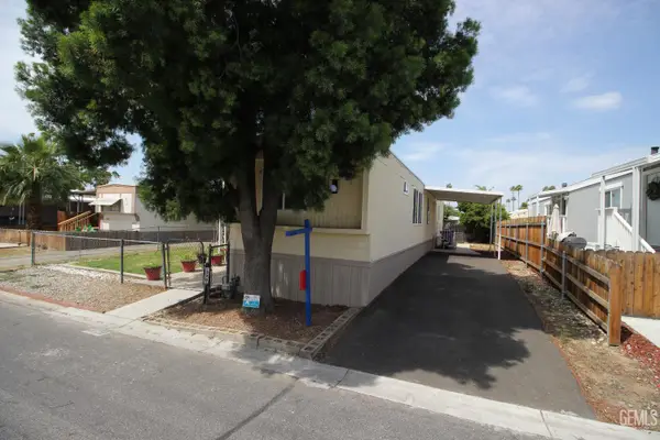 328 HICKORYWOOD LANE, Bakersfield, CA 93308