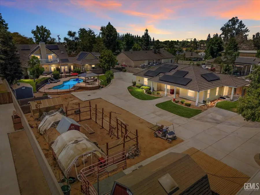 15112 SUNNYBANK AVENUE, Bakersfield, CA 93314 - Image #3