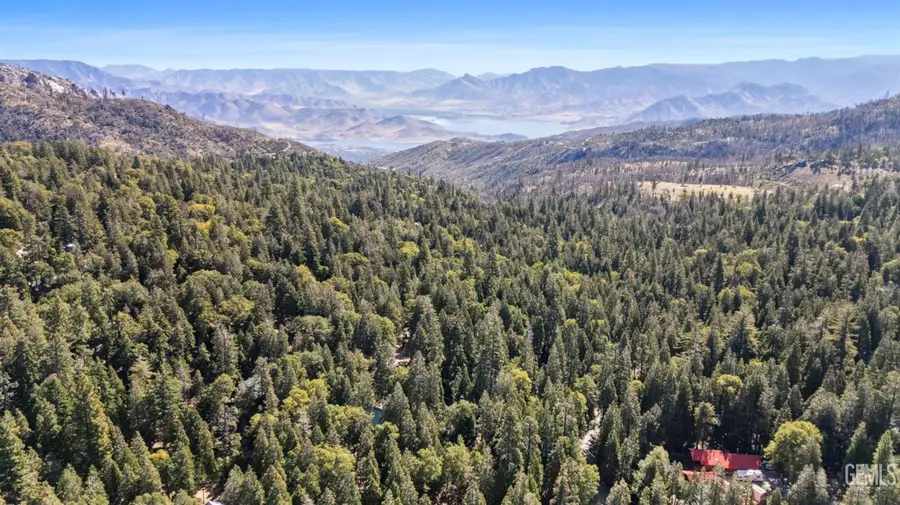 10920 ELM DRIVE, Wofford Heights, CA 93285 - Image #2