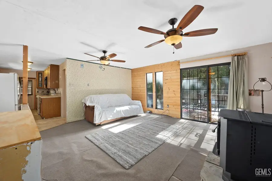 10920 ELM DRIVE, Wofford Heights, CA 93285 - Image #3