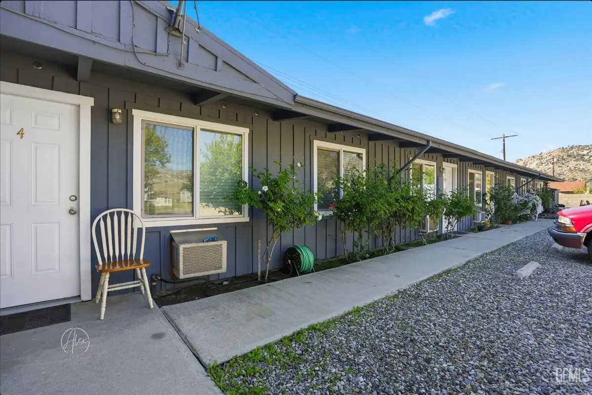 2100 CRESTVIEW AVENUE, Lake Isabella, CA 93240 - Image #1