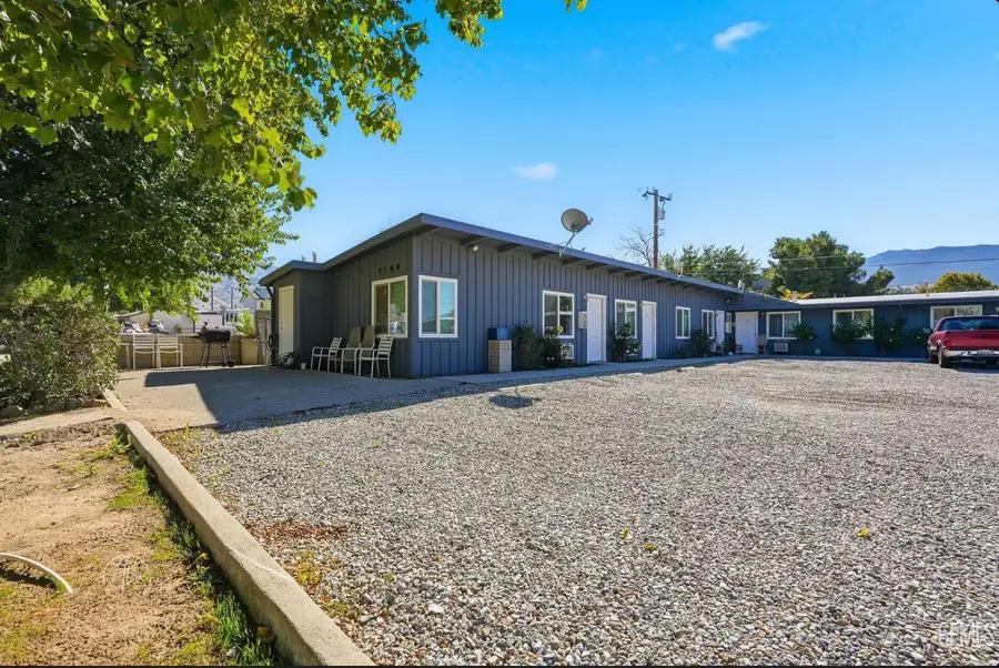 2100 CRESTVIEW AVENUE, Lake Isabella, CA 93240 - Image #2