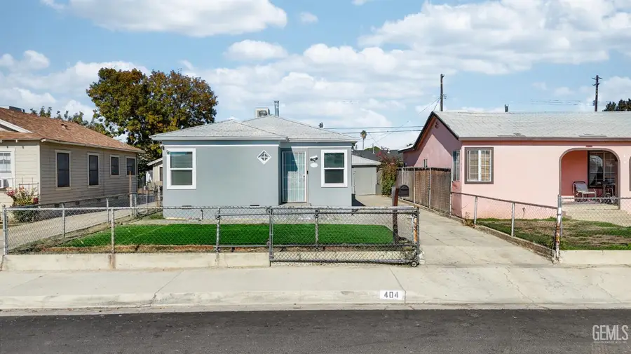 404 WILSON AVENUE, Bakersfield, CA 93308 - Image #2