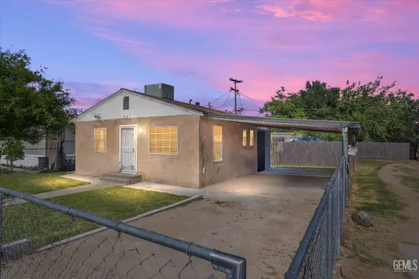 221 WOOD STREET, Bakersfield, CA 93307