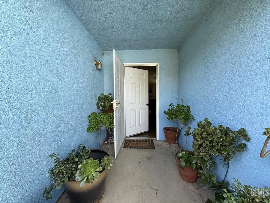 9115 MAXWELL COURT, Lamont, CA 93241 - Image #3