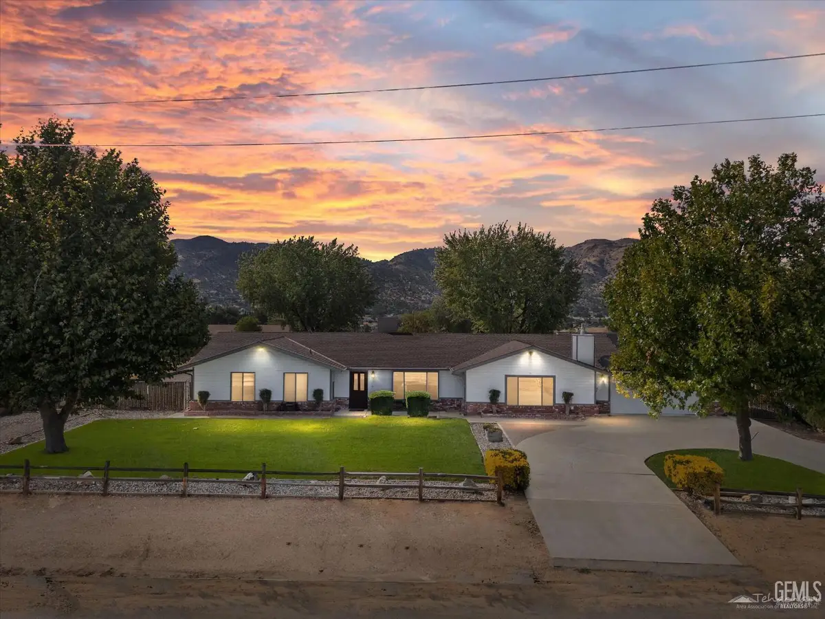 20201 MESA DRIVE, Tehachapi, CA 93561 - Image #1