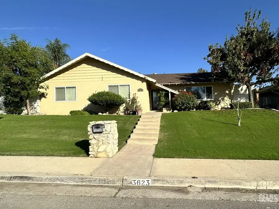 3623 REDLANDS DRIVE, Bakersfield, CA 93306 - Image #2