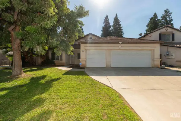 8611 HARBOR CLUB DRIVE, Bakersfield, CA 93312