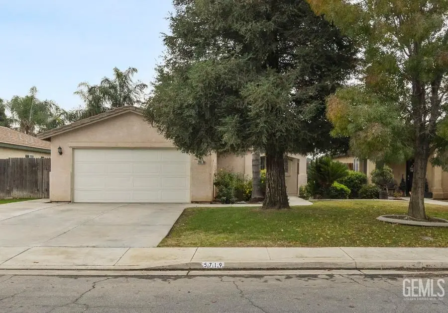 5719 SARONA STREET, Bakersfield, CA 93308 - Image #2
