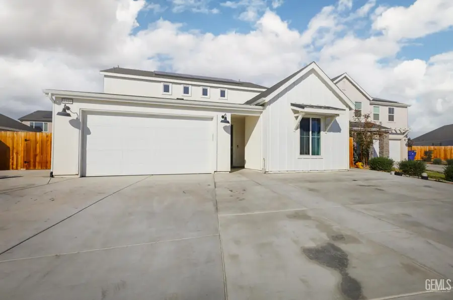 6516 DIAMOND SPRINGS DRIVE, Bakersfield, CA 93313 - Image #2