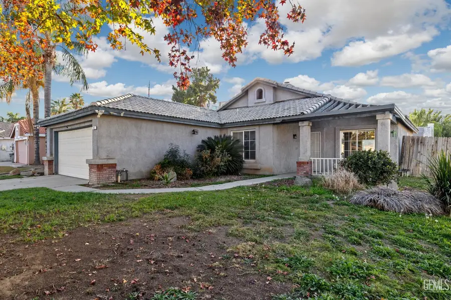 7401 CUPIO STREET, Bakersfield, CA 93313 - Image #3