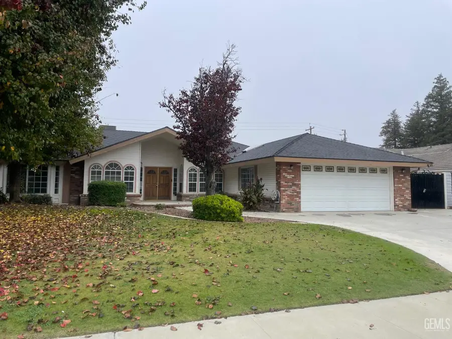 7712 JENSEN AVENUE, Bakersfield, CA 93308 - Image #2