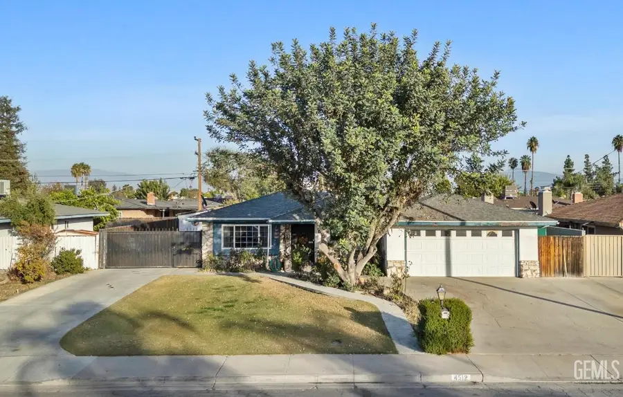 4512 BRUNSWICK STREET, Bakersfield, CA 93307 - Image #2