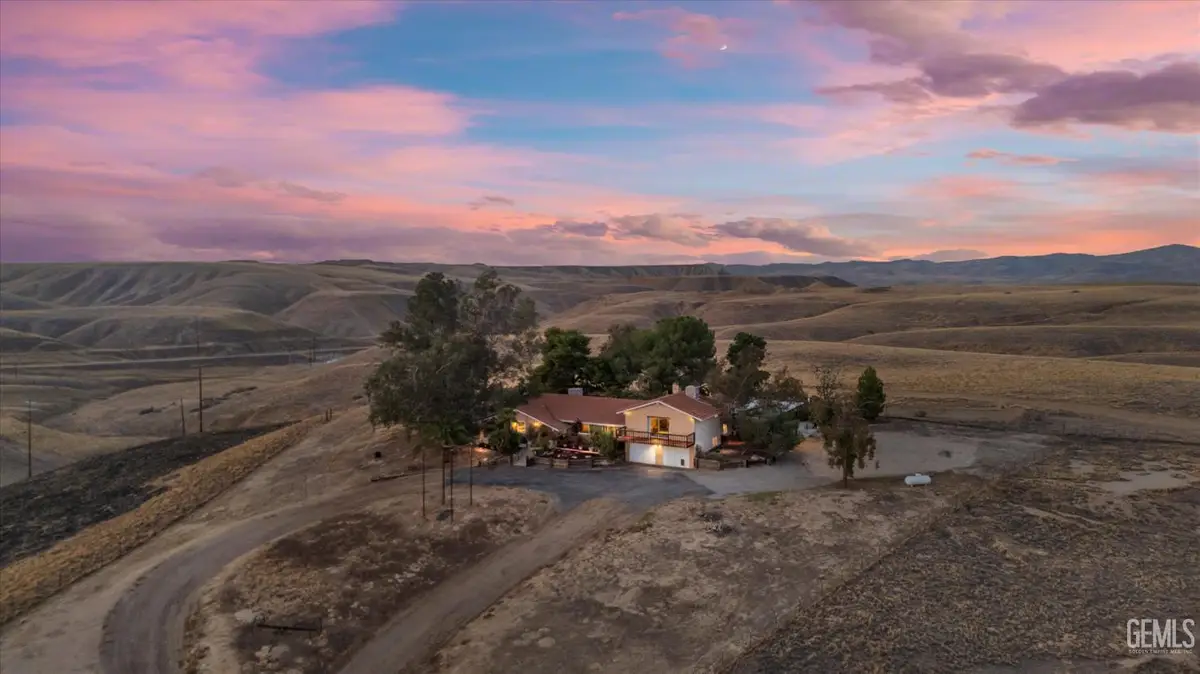 9602 MORNINGSIDE COURT, Bakersfield, CA 93306 - Image #1