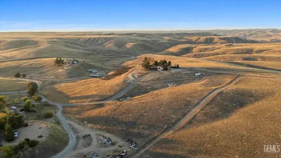 9602 MORNINGSIDE COURT, Bakersfield, CA 93306 - Image #3