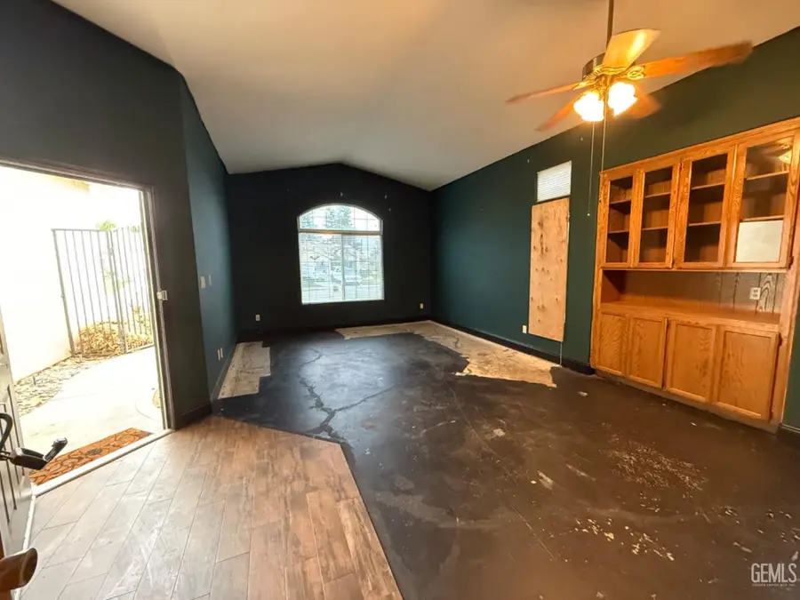 10808 FANGIO COURT, Bakersfield, CA 93306 - Image #2