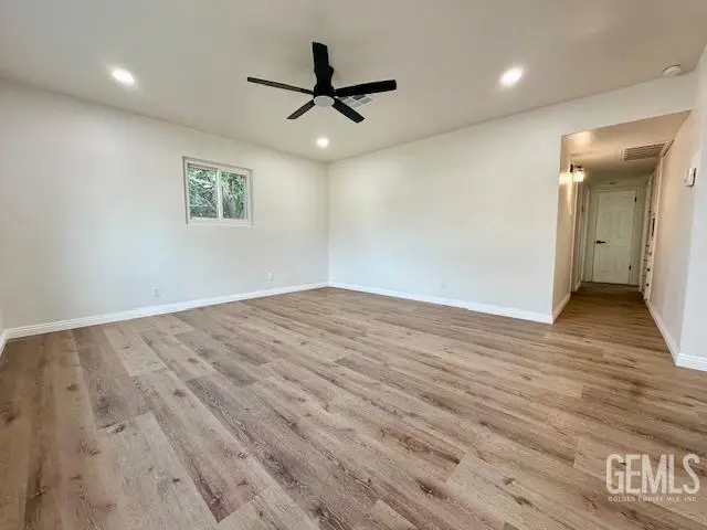 421 CURTIS AVENUE, Shafter, CA 93263 - Image #2