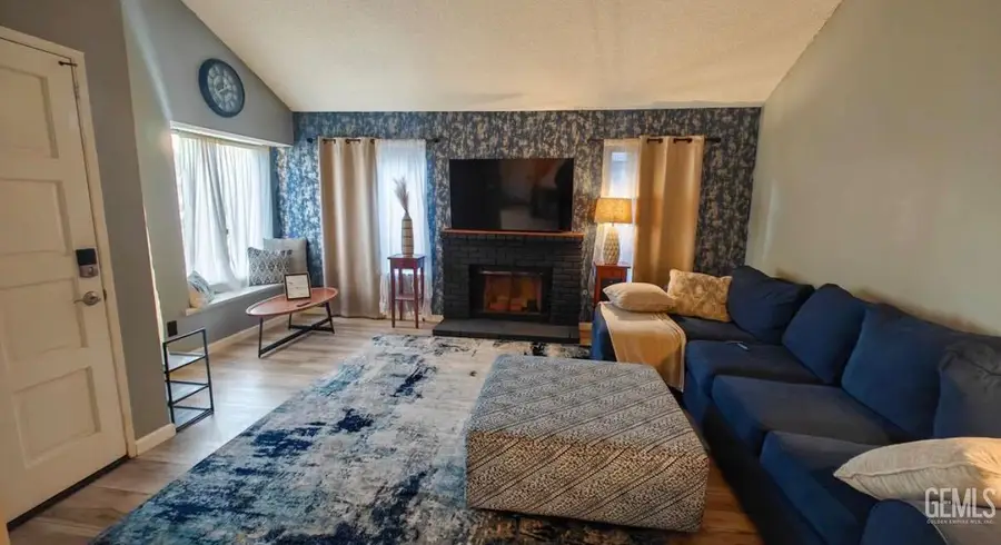 7000 IBERIA CT, Bakersfield, CA 93309 - Image #3