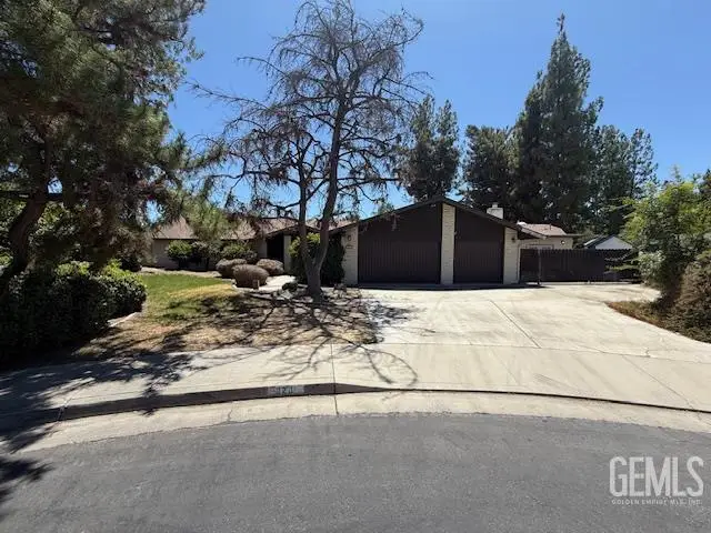 820 FERDINAND COURT, Bakersfield, CA 93309 - Image #1