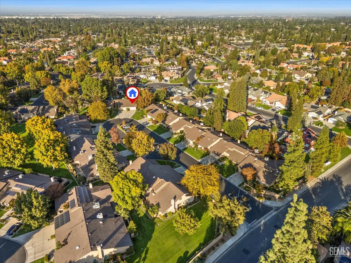 7401 HILTON HEAD WAY #18, Bakersfield, CA 93309 - Image #1