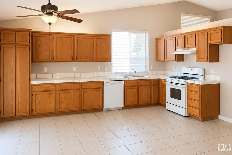 11514 WRANGLER DRIVE, Bakersfield, CA 93312 - Image #3