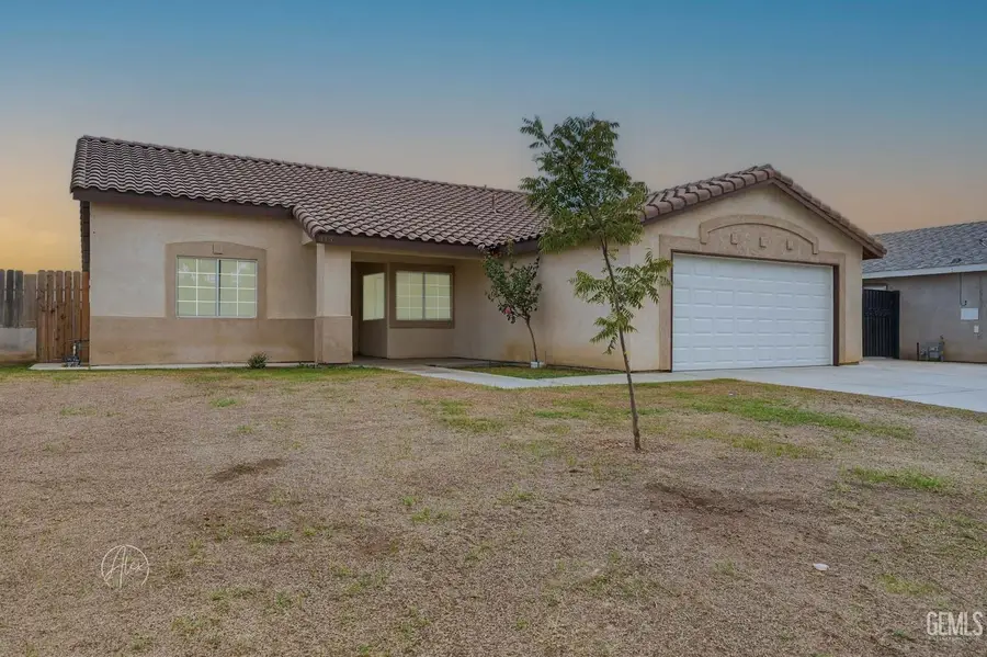 515 DIGGES LANE, Bakersfield, CA 93307 - Image #2