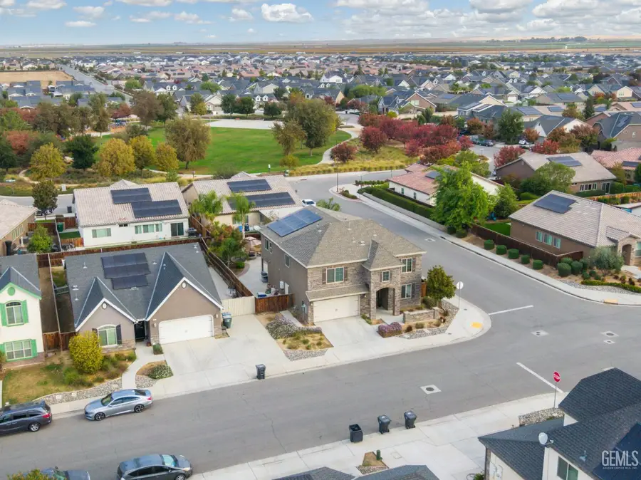 9324 RED PINE DRIVE, Shafter, CA 93263 - Image #3