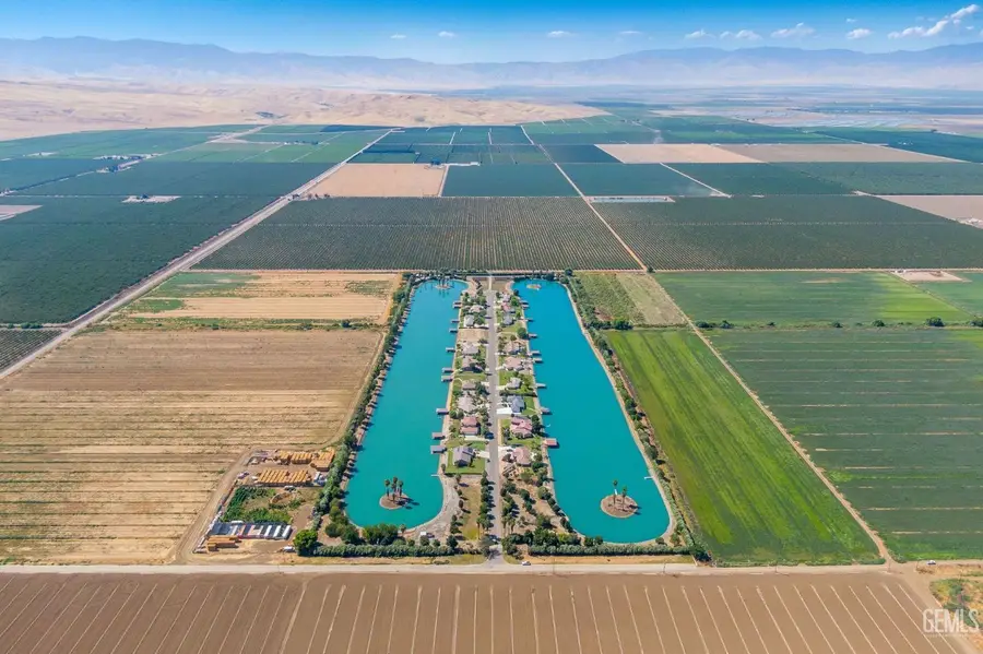 3700 BLUE LOOP LANE, Arvin, CA 93203 - Image #3