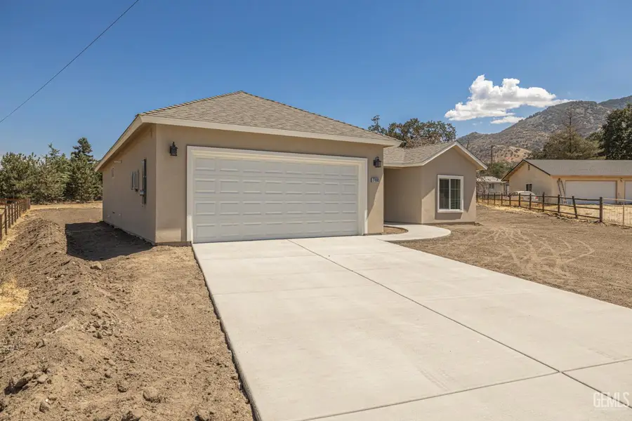 18380 SANTA ANITA STREET, Tehachapi, CA 93561 - Image #2