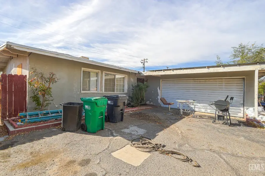 750 W AVENUE H-12, Lancaster, CA 93535 - Image #3