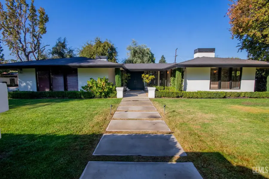 2221 MYRTLE STREET, Bakersfield, CA 93301 - Image #2