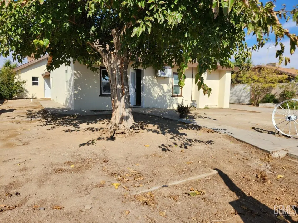 716 CURTIS DRIVE, Bakersfield, CA 93307 - Image #1