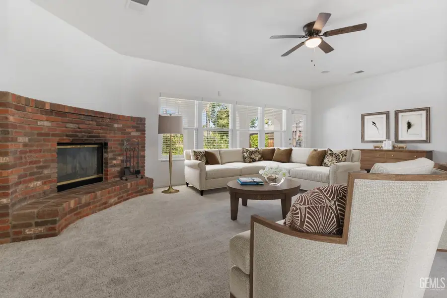 10000 COPA CABANA COURT, Bakersfield, CA 93312 - Image #2