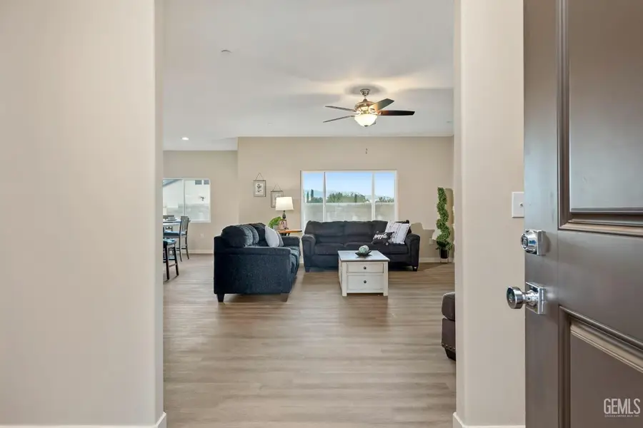 9112 PROMETHEUS DRIVE, Bakersfield, CA 93306 - Image #3