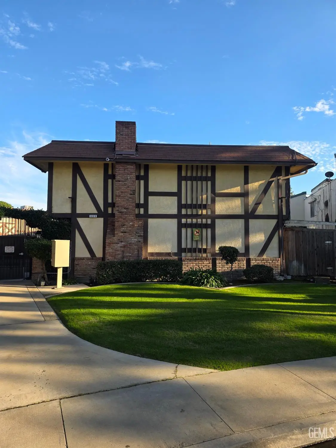 600 LANSING DRIVE #10, Bakersfield, CA 93309 - Image #1