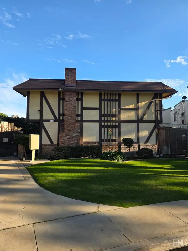 600 LANSING DRIVE #10, Bakersfield, CA 93309