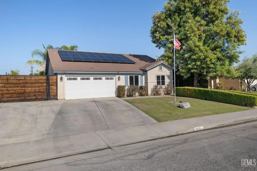 5510 STILLWATER DRIVE, Bakersfield, CA 93313 - Image #3