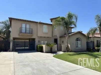 229 VILLA ELEGANTE DRIVE #1, Bakersfield, CA 93314 - Image #1