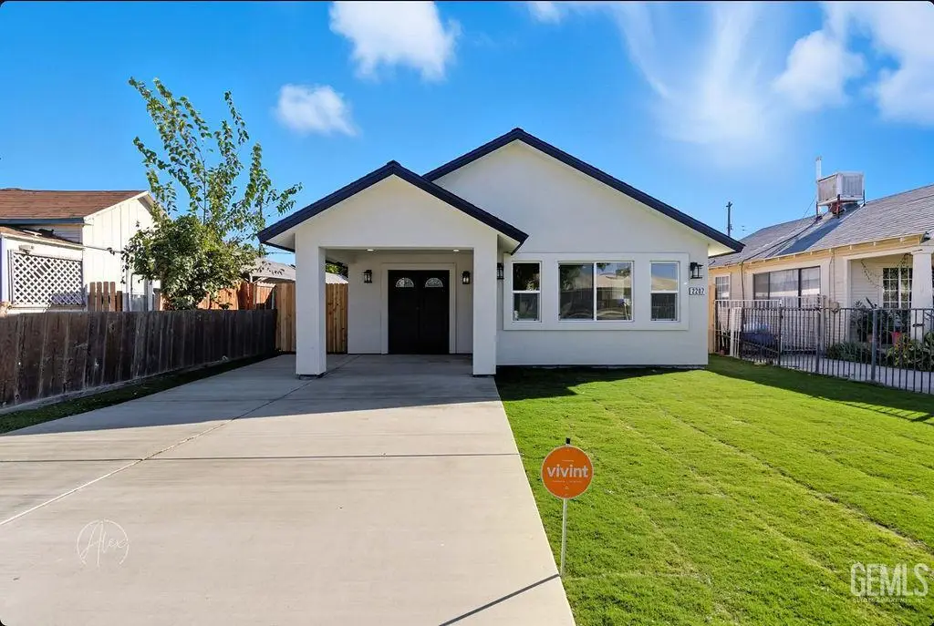 2207 VERDE STREET, Bakersfield, CA 93304 - Image #1